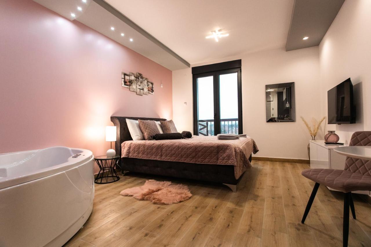 Room Jacuzzi “Athena” Subotica Zewnętrze zdjęcie