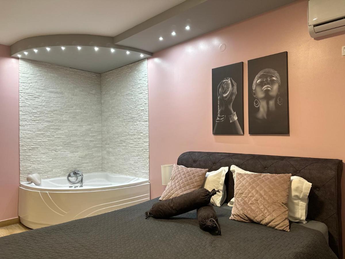 Room Jacuzzi “Athena” Subotica Zewnętrze zdjęcie